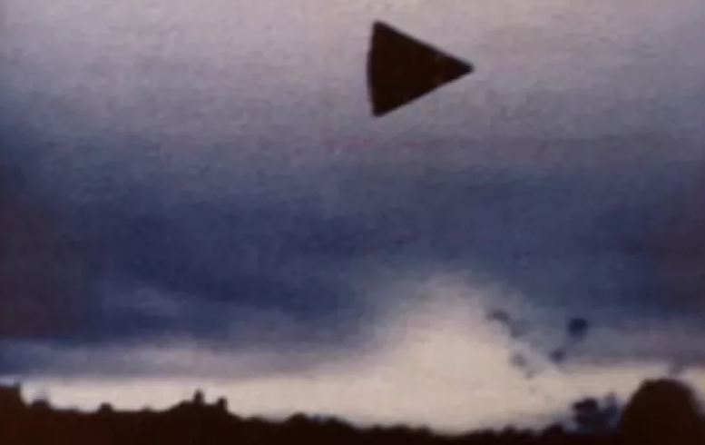 UFO145.jpeg